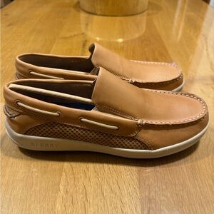 NWOT ~Sperry~slip on- men’s shoes